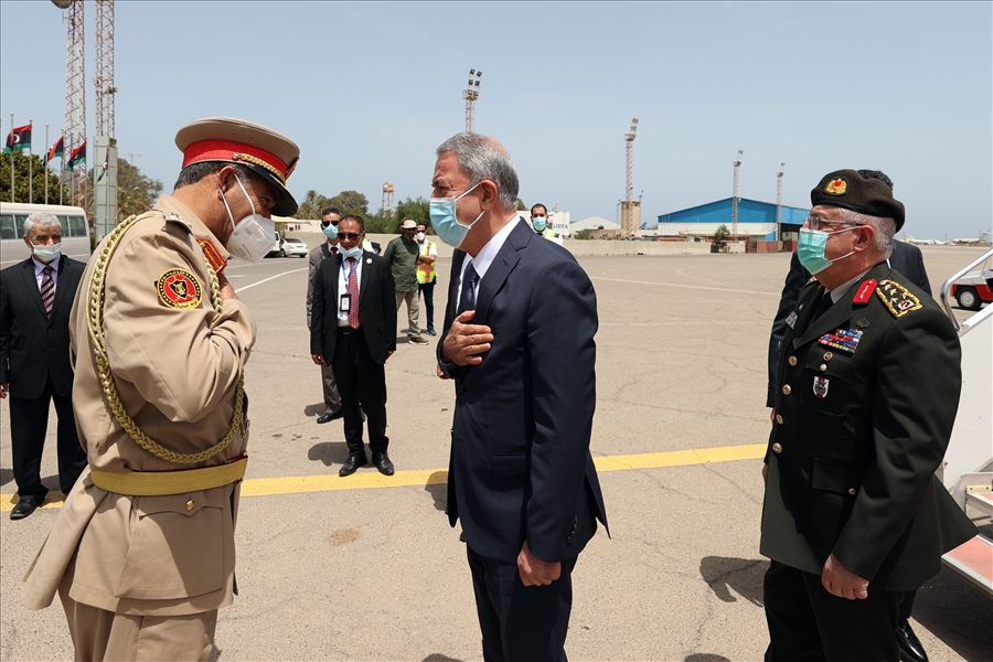 Millî Savunma Bakanı Hulusi Akar Libya'da